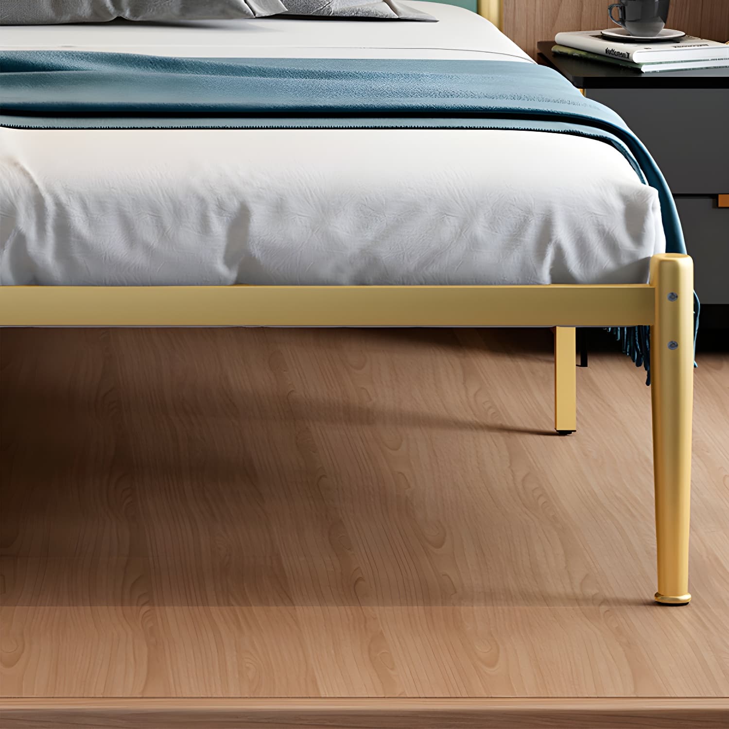 Golden Metal Bed Frame Set Glam 47.24" H Wire-Grid Open-Frame Bed with Headboard thumbnail 7