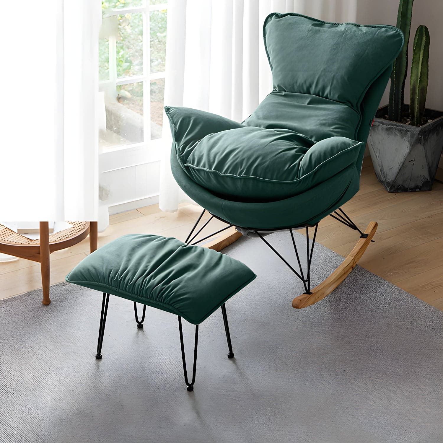 Modern Rocking Chair Solid Wood Rocker Chair with Light Legs