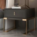 Color Black/Gold