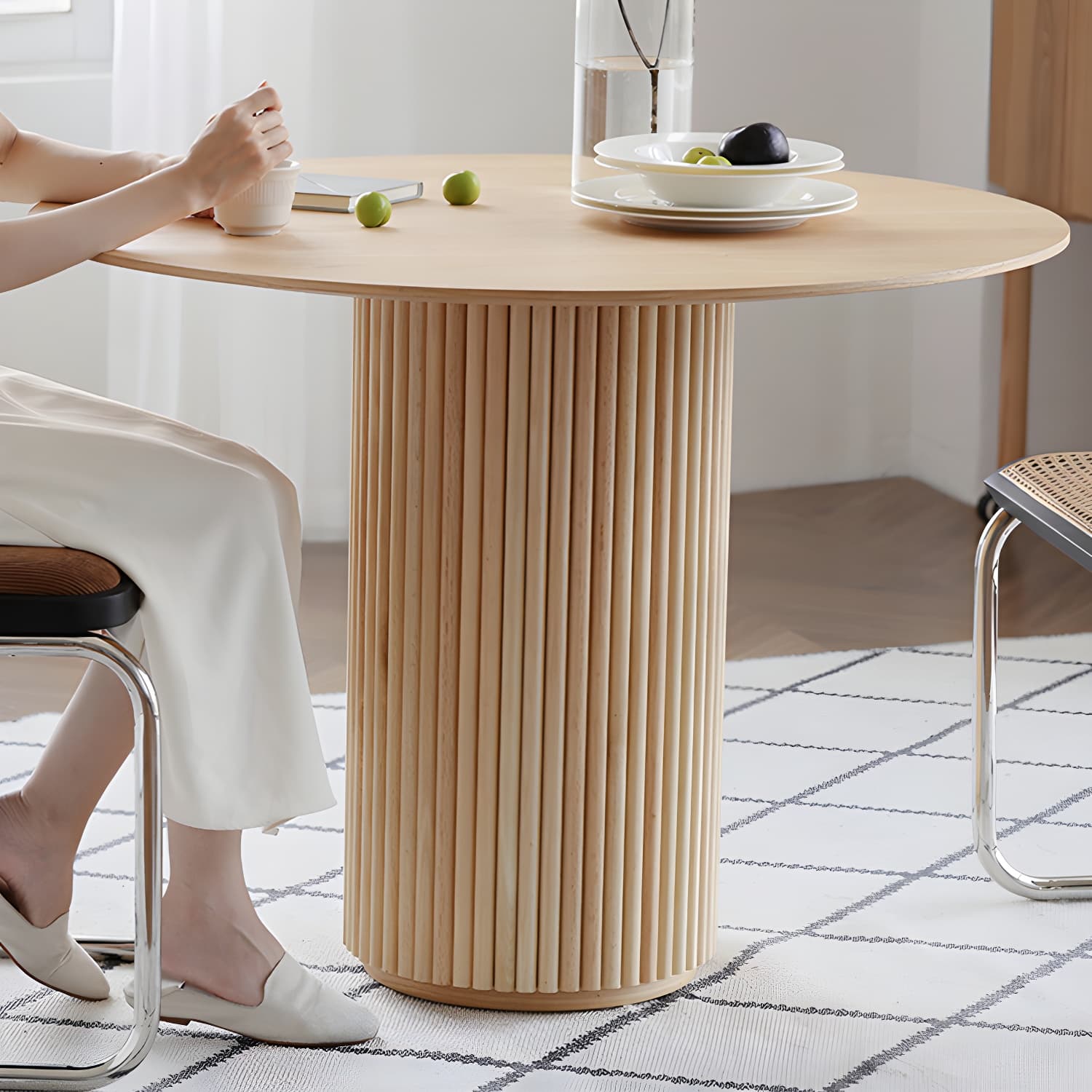 Round Shape Home Dining Table Modern Wooden Dining Room Table thumbnail 9