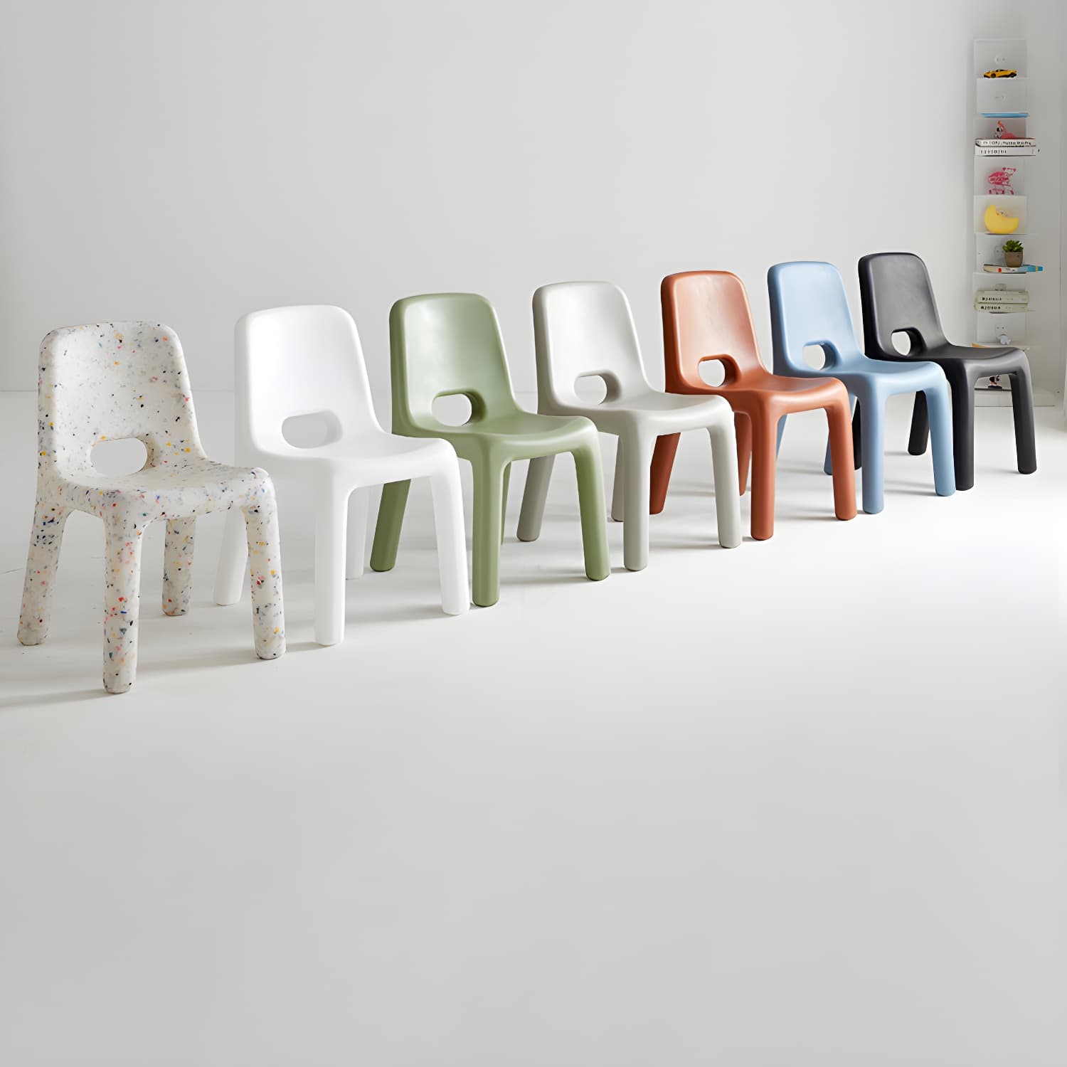 Scandinavian Style Non-Upholstered Low Back Plastic Side Chair for Kitchen & Dining thumbnail 9