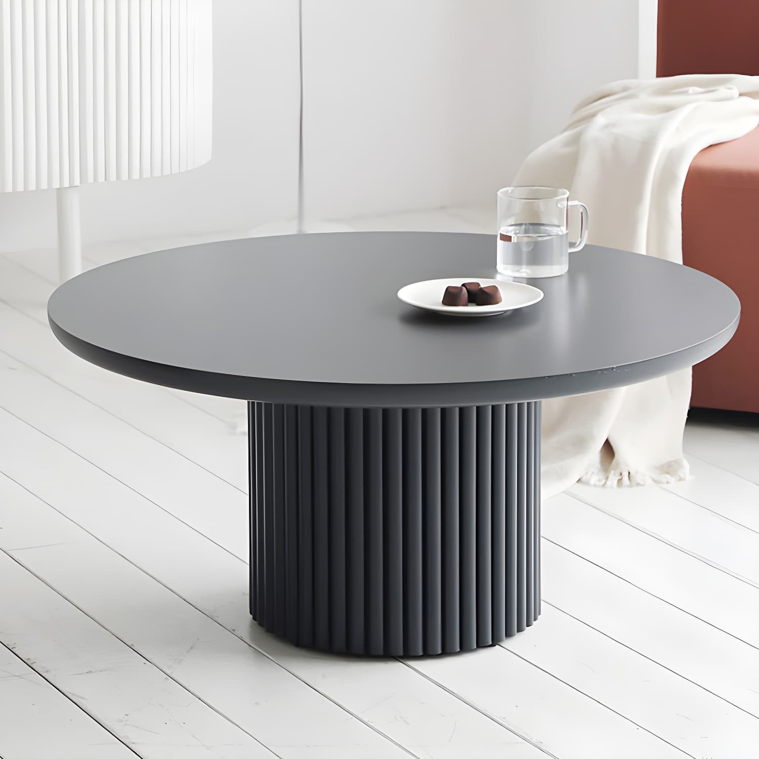 Glam Pedestal Coffee Table Wood Round Cocktail Table for Living Room thumbnail 4