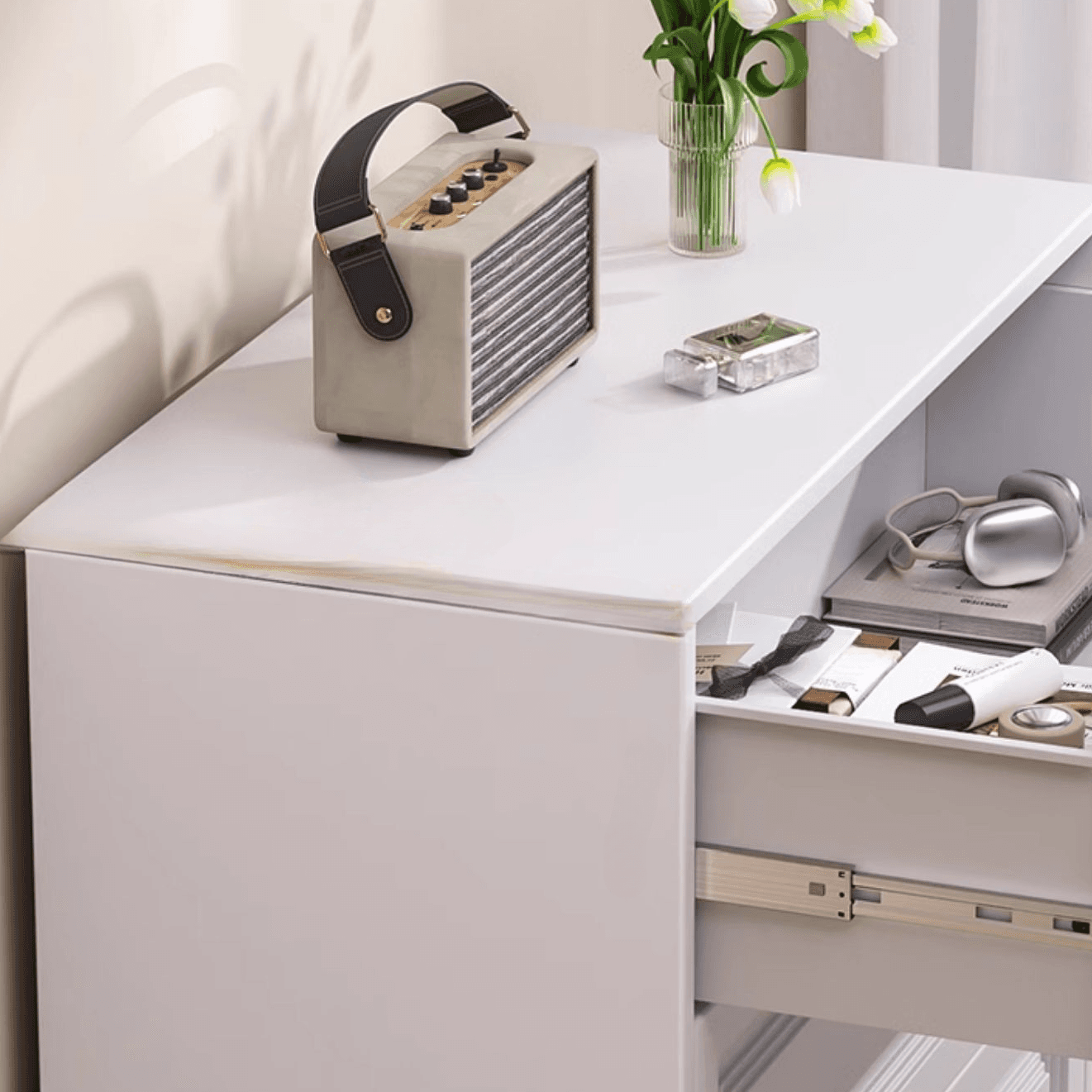 Chalk Casual Metal Bachelor Chest/Semainier with 5 Drawers/3 Drawers/4 Drawers in Vertical/Horizontal Orientation