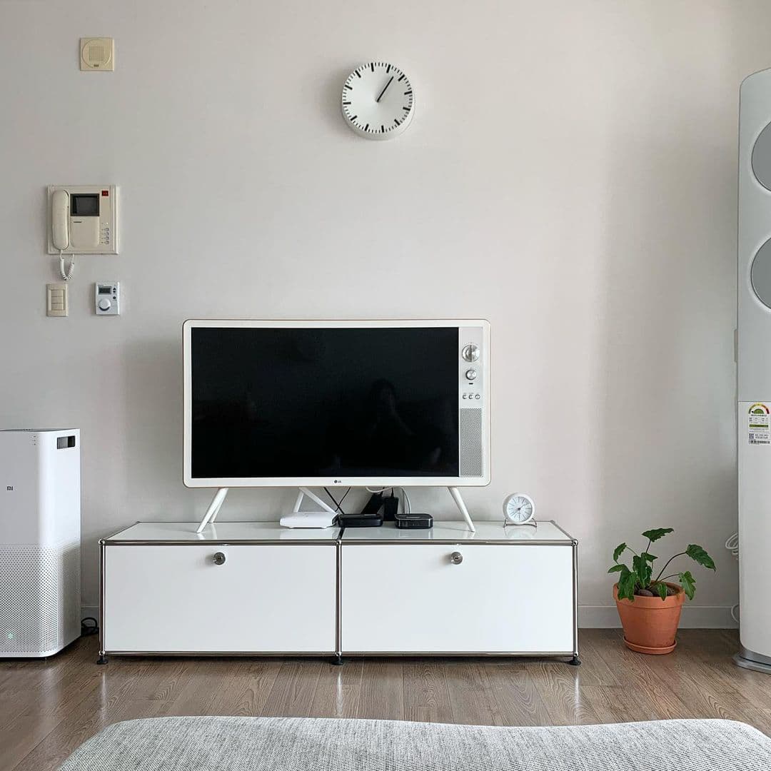 Stainless Steel Sideboard Modern Style Dining Sideboard with Locking Cabinet thumbnail 11