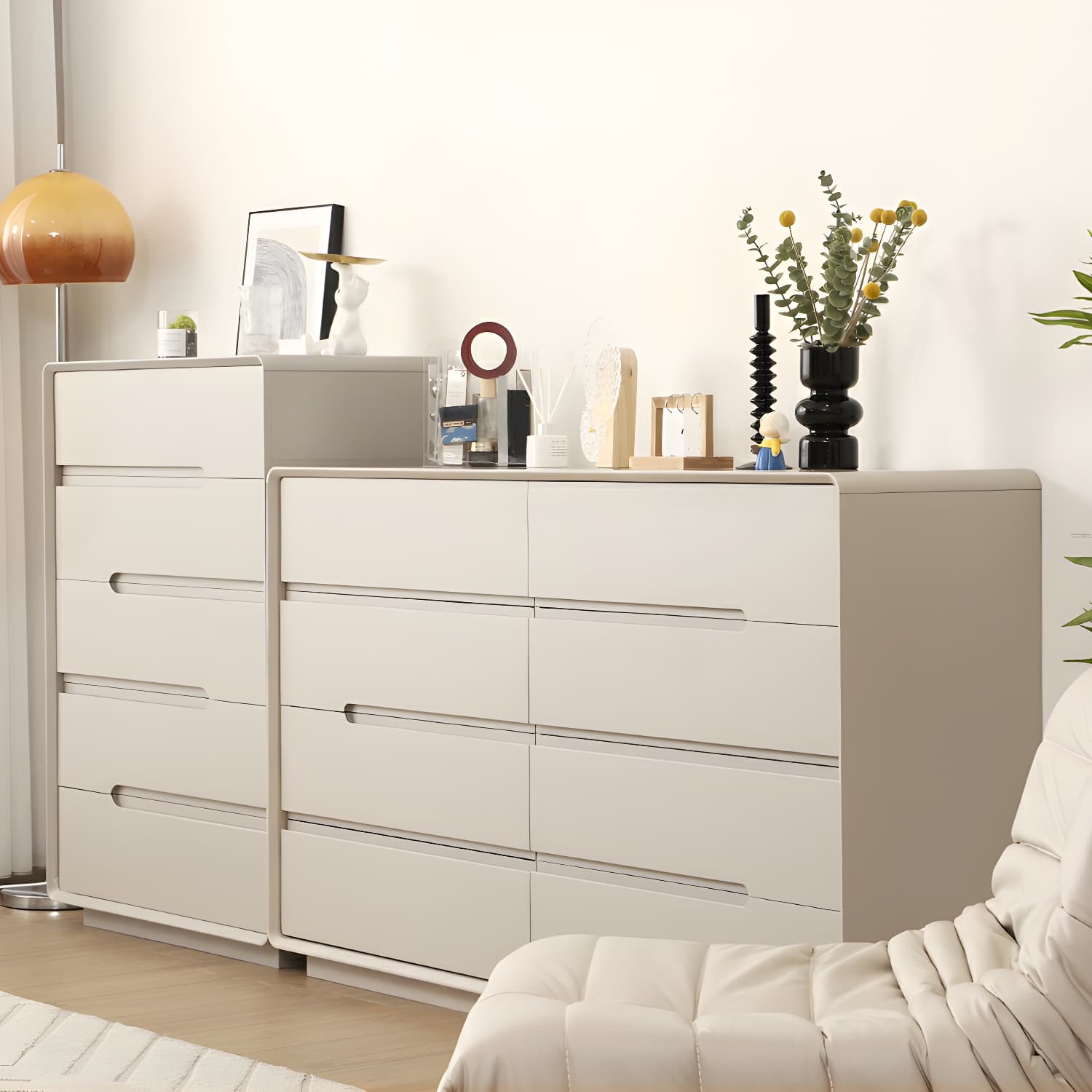 Light Oak Modern Dresser with Solid Wood Construction and Soft-Close Drawers thumbnail 8