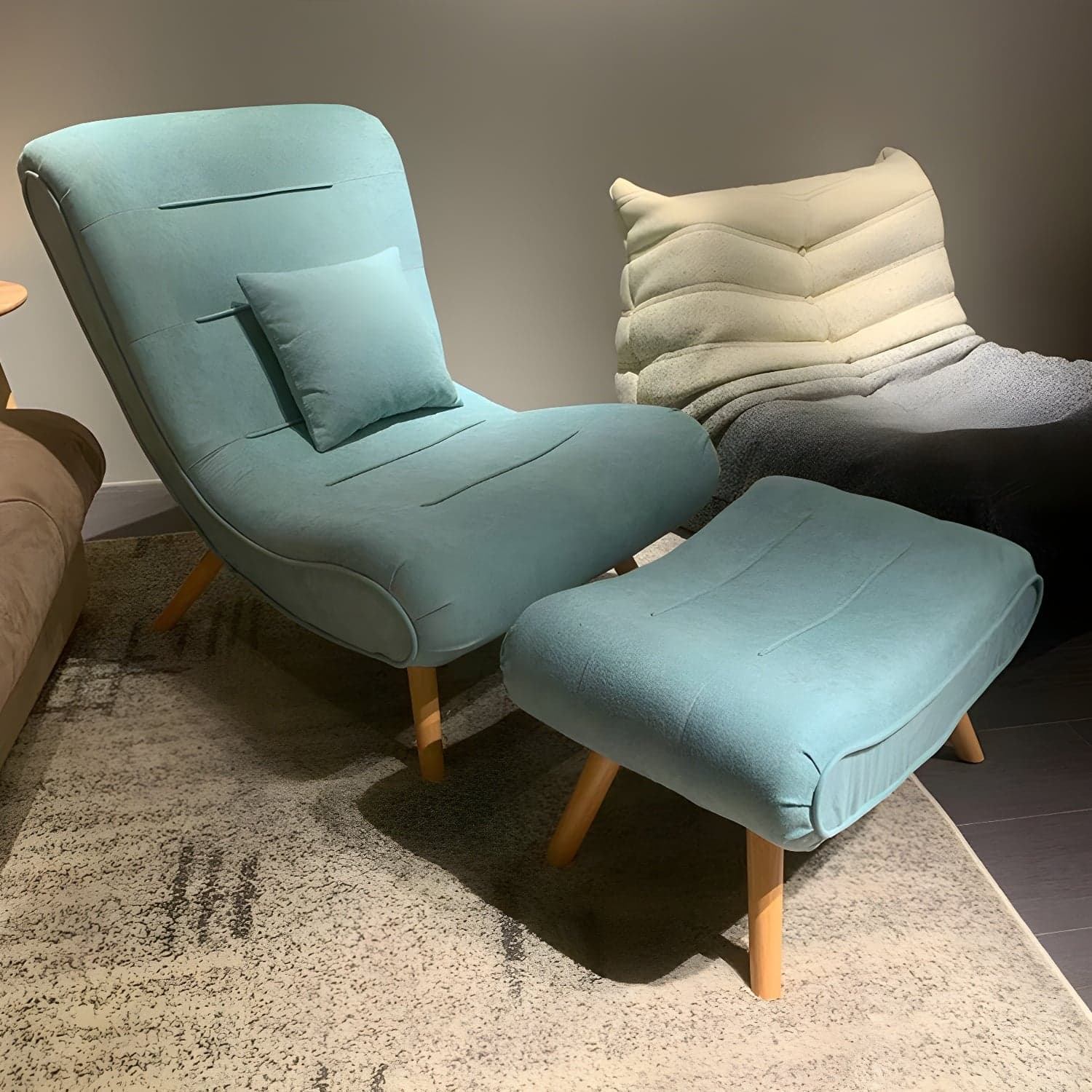 Modern Cushions Rocker Chair Solid Wood Frame Spindle Rocker Chair with Ottoman thumbnail 4