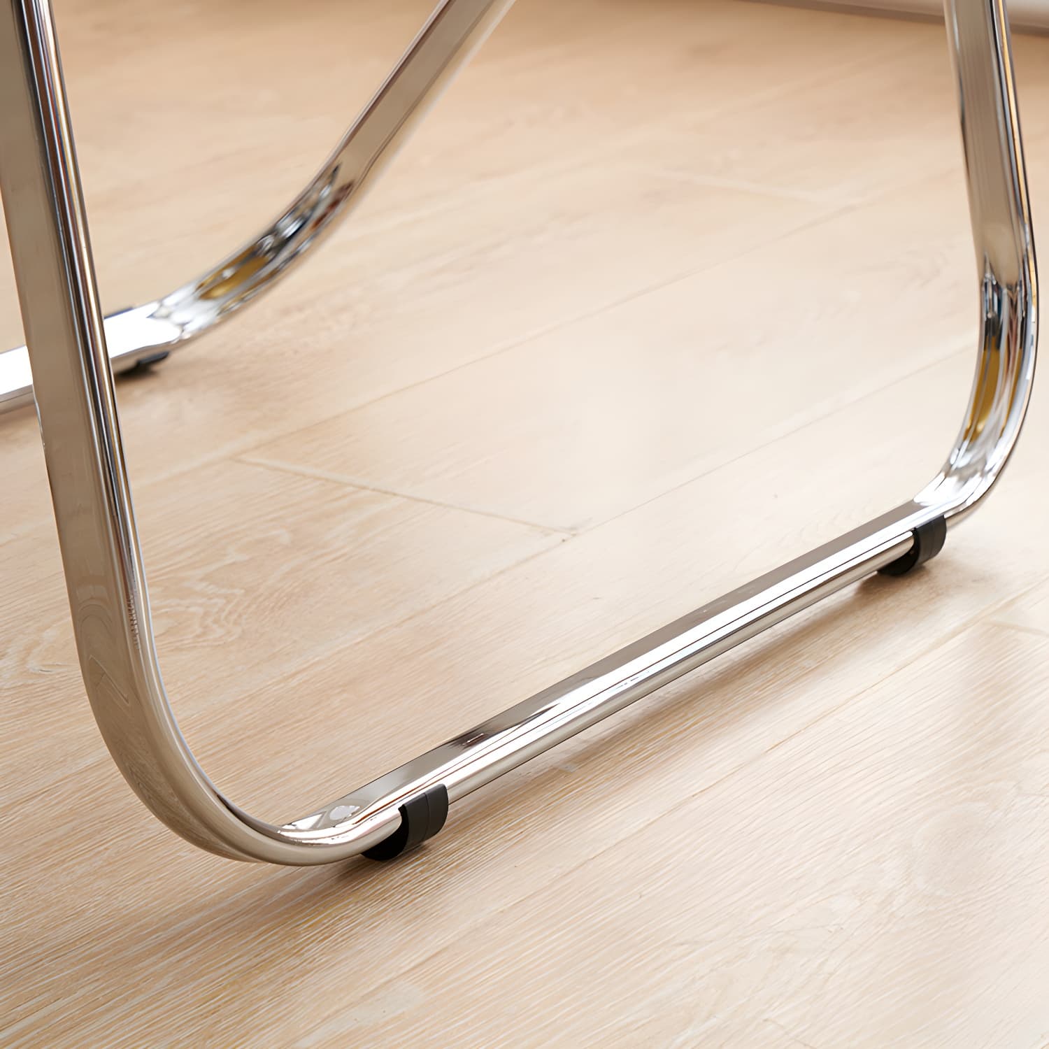 Modern Collapsible Side Chair with Low Back and Foldable Design in Plastic & Acrylic thumbnail 15